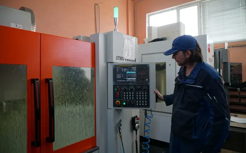 Обрабатывающий центр фрезерный VMC850 Обрабатывающий центр фрезерный VMC850